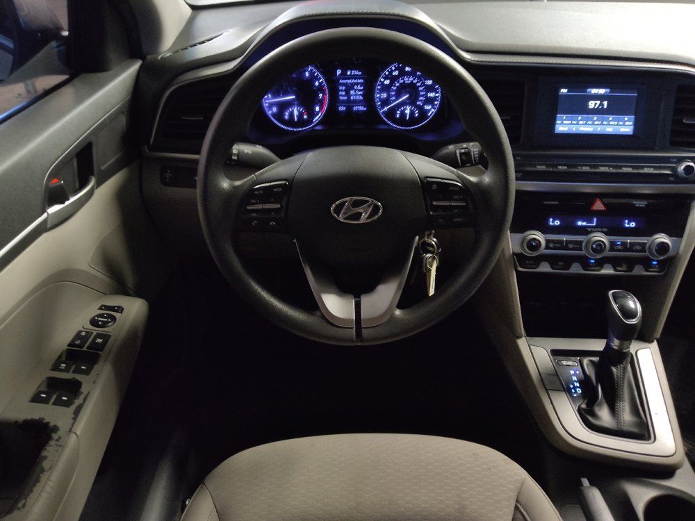 Used 2020 Hyundai Elantra SE w/ Cargo Package (C1) FWD image 22
