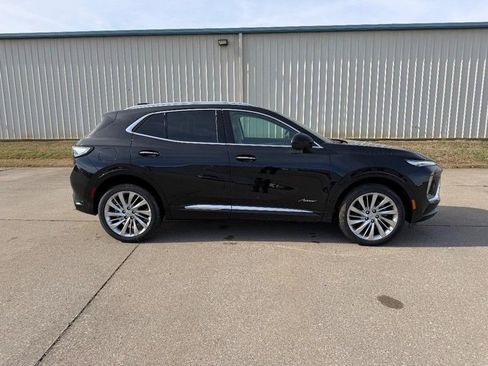 New 2026 Buick Envision Avenir image 2