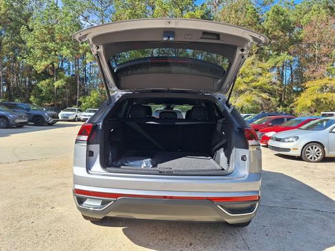New 2026 Volkswagen Atlas Cross Sport SE image 25