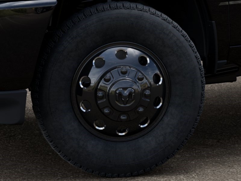New 2026 RAM 3500 Big Horn AWD/4WD image 9