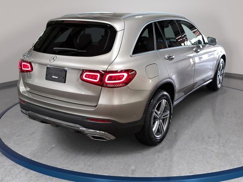 Certified 2022 Mercedes-Benz GLC 300 image 6