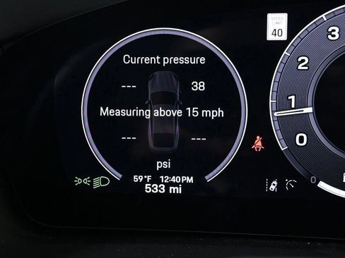 Certified 2024 Porsche Panamera image 13