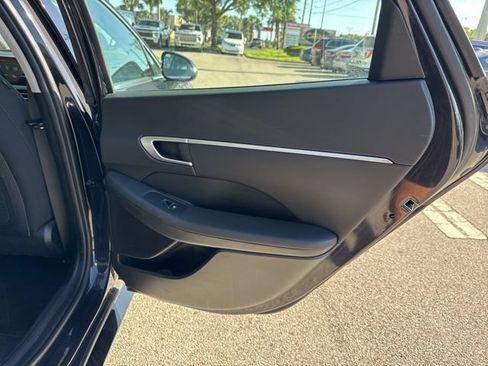 Used 2025 Hyundai Sonata SEL FWD image 16