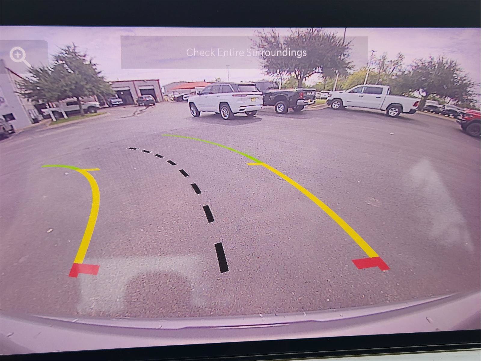 Used 2023 Jeep Compass Latitude AWD/4WD image 17