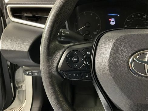 Used 2024 Toyota Corolla LE image 25