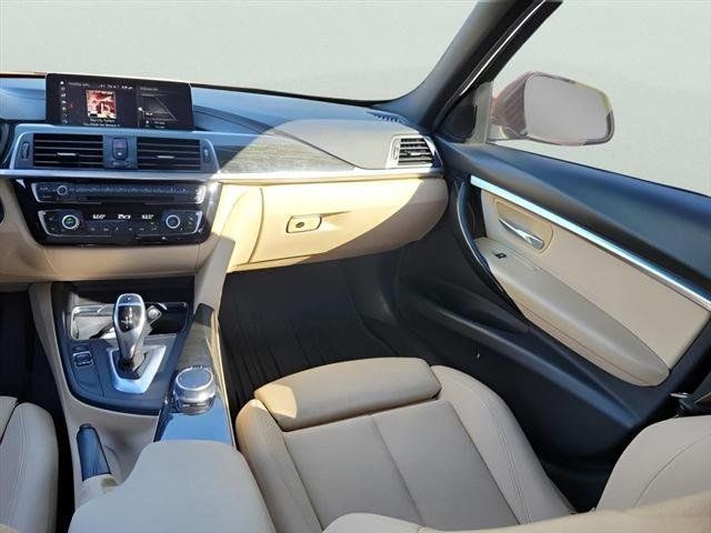 Used 2018 BMW 330i Sedan RWD image 15