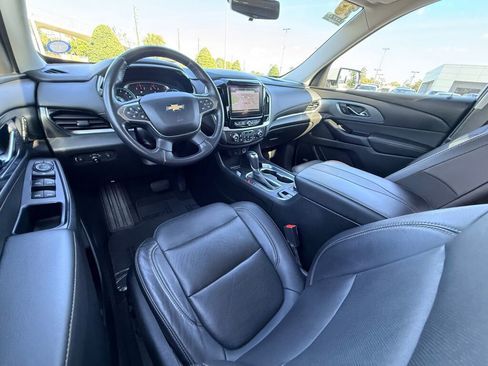 Used 2019 Chevrolet Traverse Premier image 21