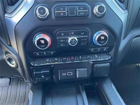 Used 2020 GMC Sierra 3500 SLT w/ SLT Premium Plus Package image 22