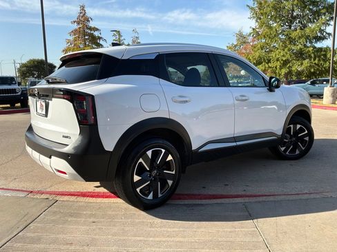 Used 2026 Nissan Kicks SV w/ Cold Weather Package AWD/4WD image 6