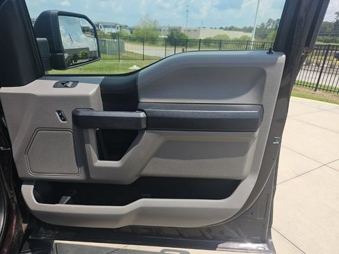 Used 2018 Ford F150 XL w/ Equipment Group 101A Mid AWD/4WD image 21