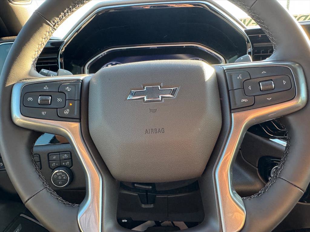New 2026 Chevrolet Silverado 1500 RST w/ Dark Appearance Package AWD/4WD image 16