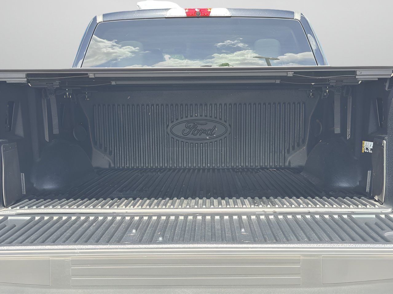 Used 2025 Ford F150 Lightning Flash AWD/4WD image 8