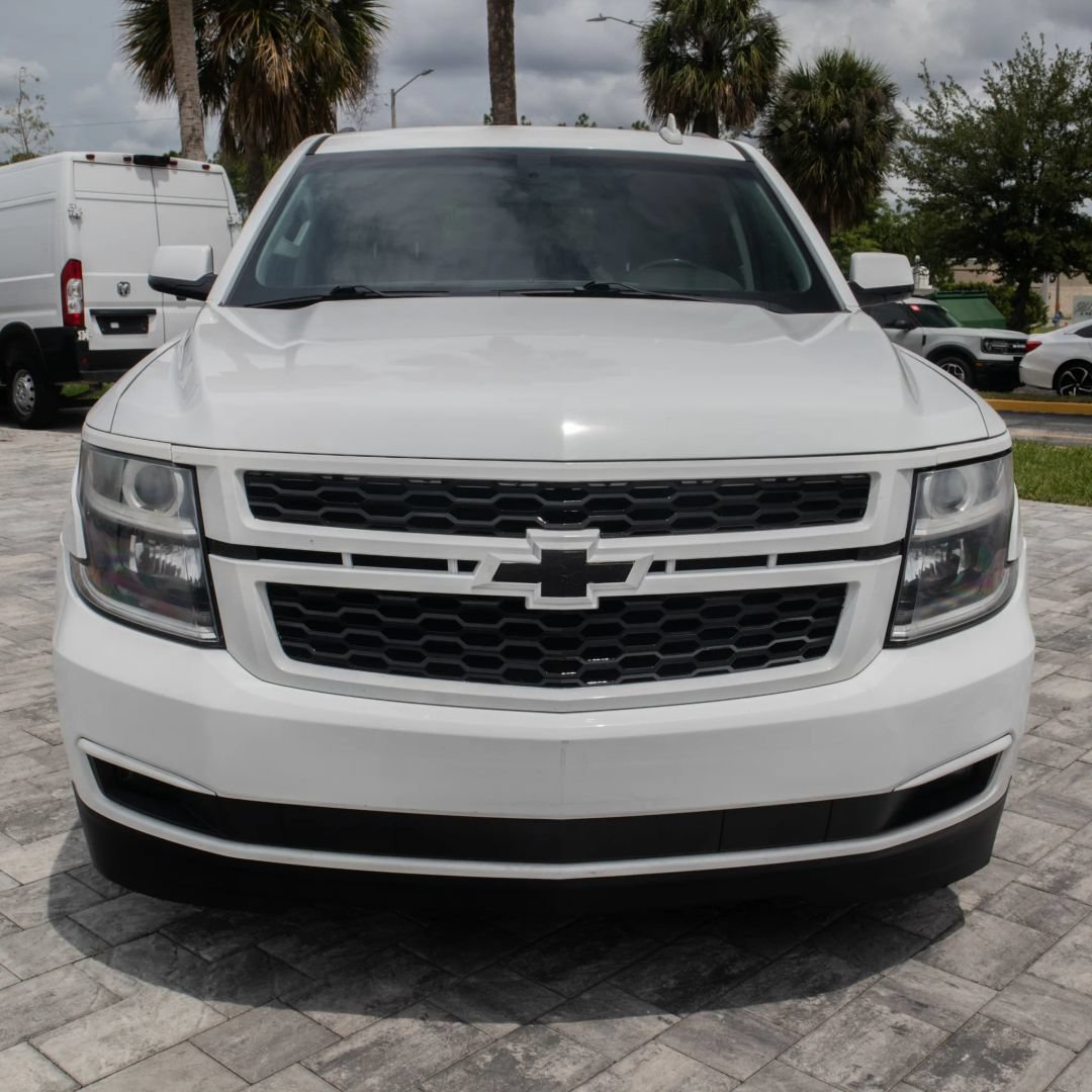 Used 2018 Chevrolet Tahoe LS RWD image 2