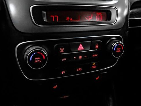 Used 2015 Kia Sorento EX FWD image 32