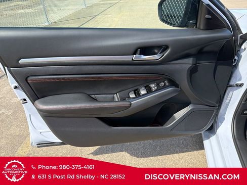 Certified 2023 Nissan Altima 2.5 SR AWD/4WD image 14