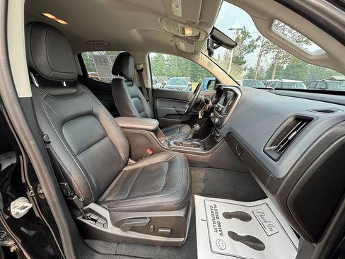 Used 2019 Chevrolet Colorado Z71 AWD/4WD image 17