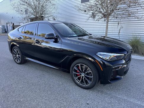 Used 2022 BMW X6 xDrive40i w/ M Sport Package AWD/4WD image 4