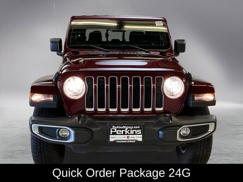 Certified 2021 Jeep Gladiator Overland w/ Popular Equipment Package image 3