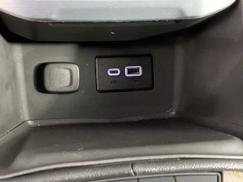 Used 2023 GMC Acadia SLE w/ Driver Convenience Package AWD/4WD image 25