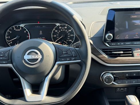 New 2026 Nissan Altima 2.5 SV FWD image 21