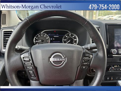 Used 2022 Nissan Frontier SV AWD/4WD image 13