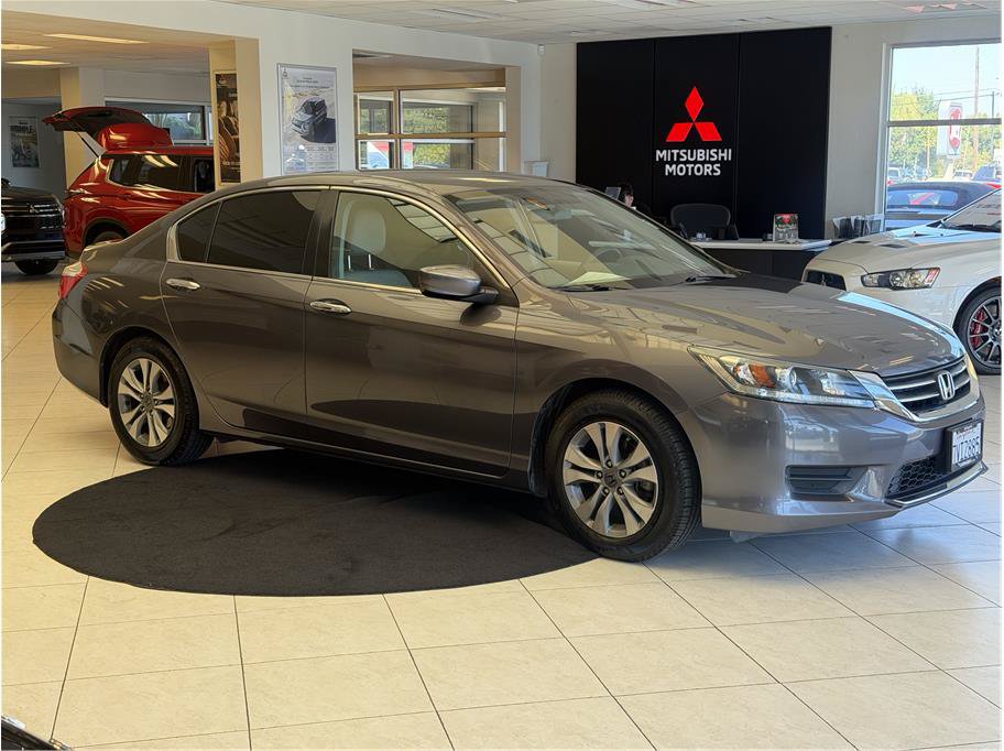 Used 2015 Honda Accord LX image 3
