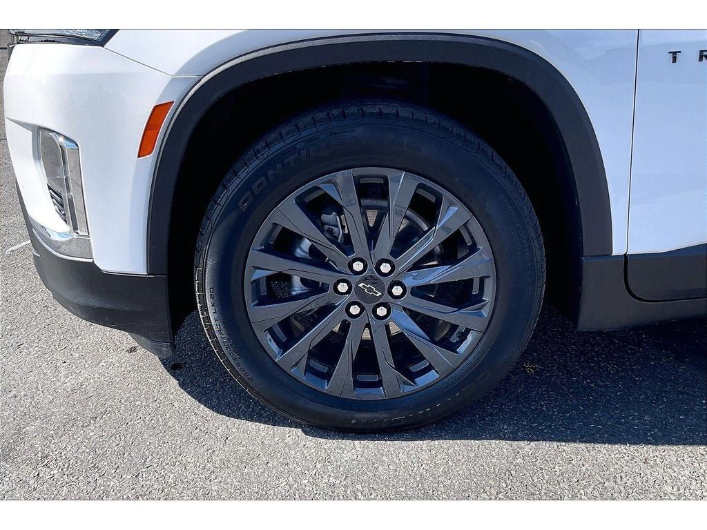 Used 2023 Chevrolet Traverse RS w/ LPO, Floor Liner Package AWD/4WD image 10