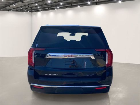Used 2022 GMC Yukon SLT w/ SLT Premium Package AWD/4WD image 6
