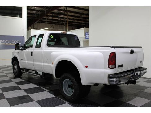 Used 2007 Ford F250 Lariat image 6
