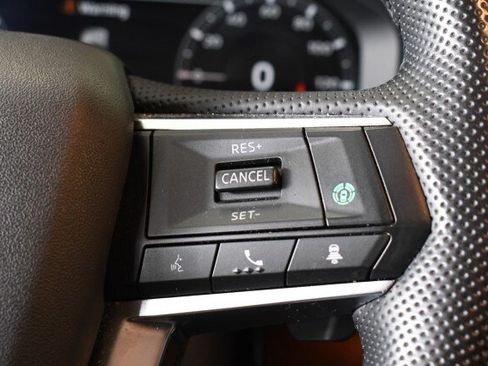 Used 2022 Mitsubishi Outlander SEL AWD/4WD image 39