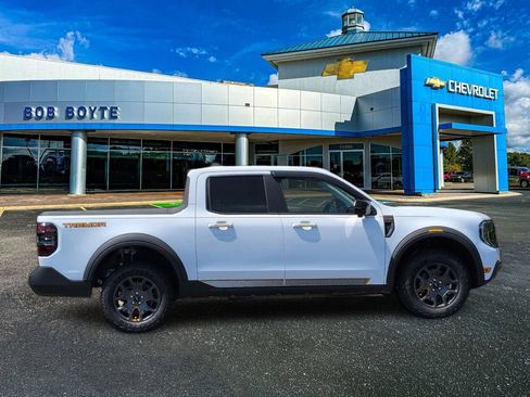 Used 2025 Ford Maverick Tremor AWD/4WD image 2