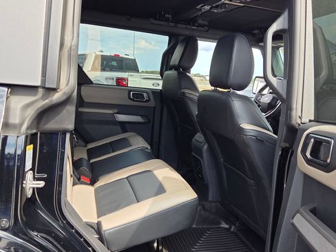 Used 2022 Ford Bronco Wildtrak AWD/4WD image 22