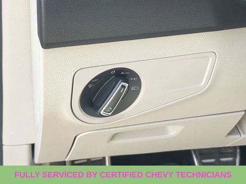 Used 2023 Volkswagen Tiguan SEL R-Line image 26