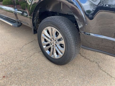 Used 2024 Ford F150 Lariat w/ Equipment Group 502A High image 4