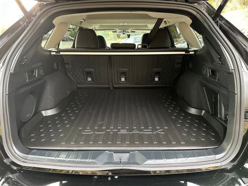 Certified 2025 Subaru Outback Onyx Edition image 26