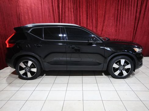 Used 2019 Volvo XC40 T5 Momentum AWD/4WD image 7