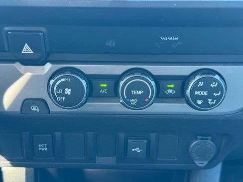 Used 2021 Toyota Tacoma SR w/ SR Convenience Package image 17