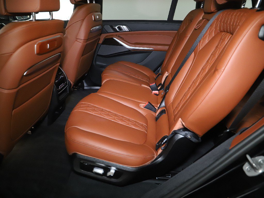 Used 2026 BMW X7 xDrive40i AWD/4WD image 21