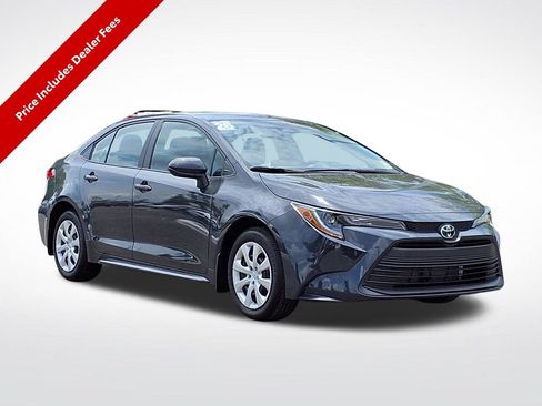Used 2026 Toyota Corolla LE FWD image 1