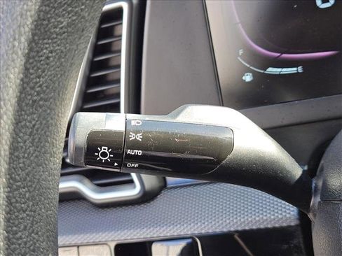 Used 2023 Kia Sportage LX image 13