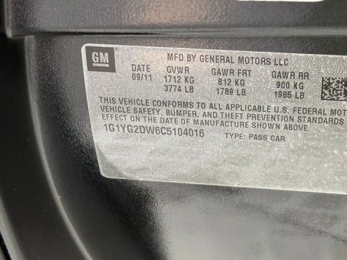 Used 2012 Chevrolet Corvette w/ 3LT Preferred Equipment Group image 21