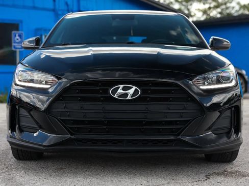 Used 2019 Hyundai Veloster 2.0 FWD image 10