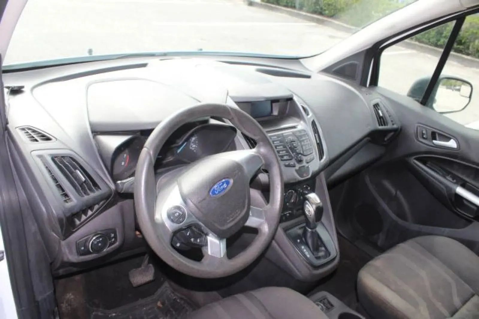 Used 2014 Ford Transit Connect XLT FWD image 9