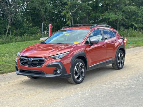 Used 2024 Subaru Crosstrek 2.5i Limited w/ Popular Package #3A AWD/4WD image 3