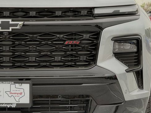 New 2026 Chevrolet Traverse RS image 8