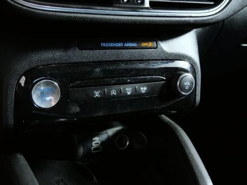 Certified 2025 Ford Escape Platinum AWD/4WD image 21