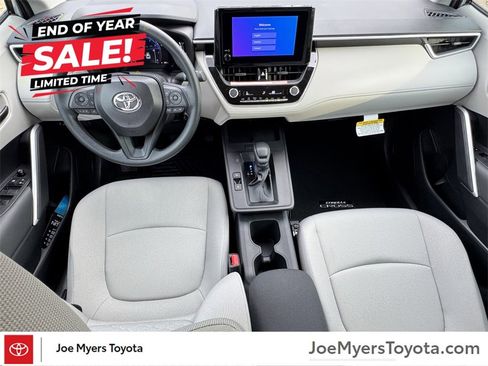 New 2026 Toyota Corolla Cross L image 7