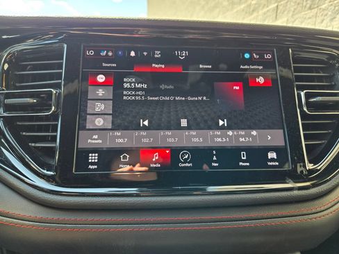 Used 2025 Dodge Durango GT AWD/4WD image 23