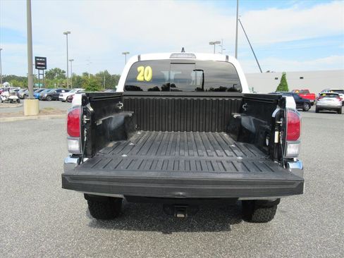 Used 2020 Toyota Tacoma TRD Off-Road image 6