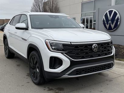 New 2026 Volkswagen Atlas Cross Sport SE